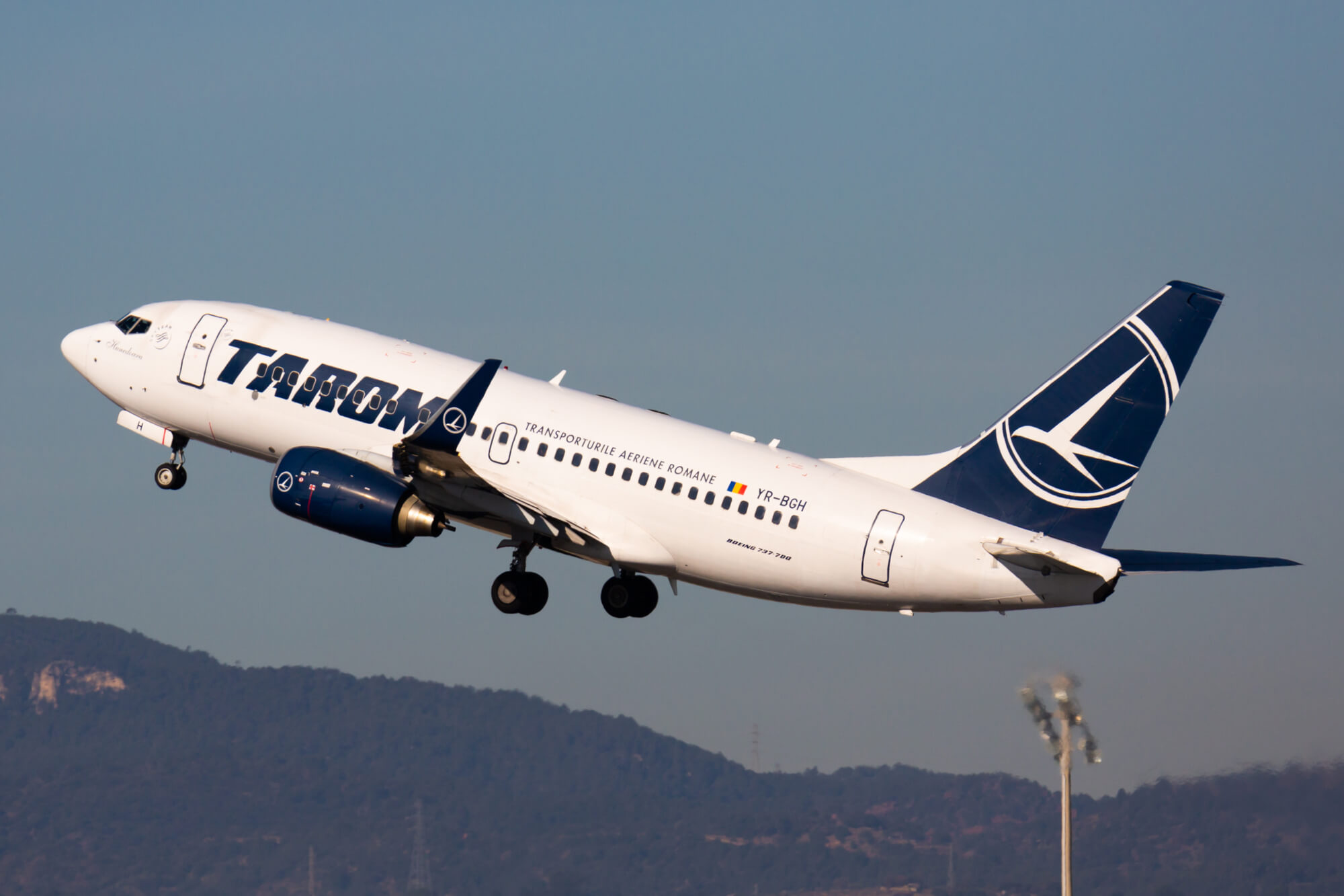 TAROM