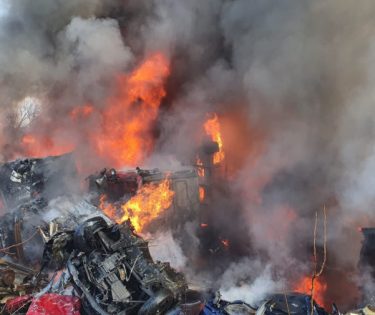 incendiu groapă gunoi